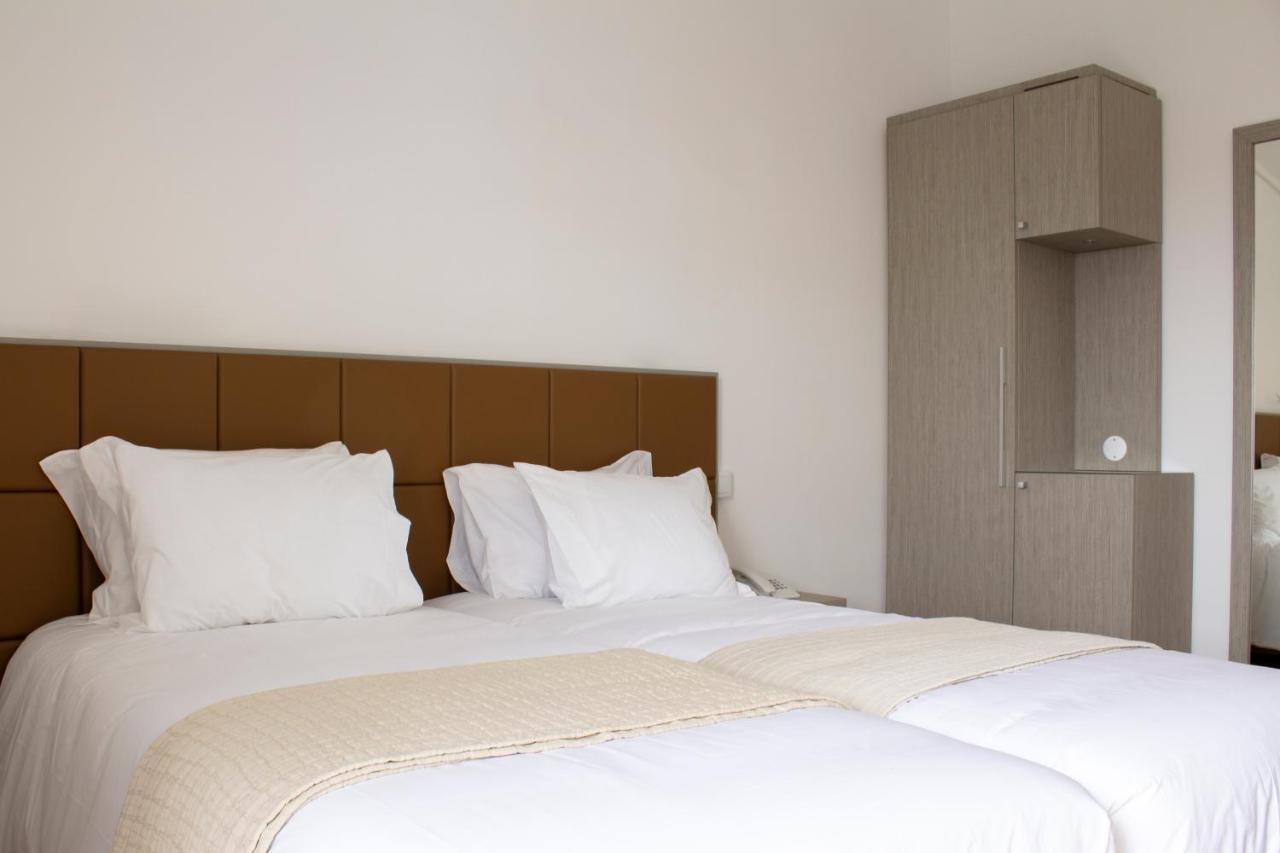 Up Hmb Hotels Fermentelos Luaran gambar